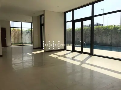 Modern 4BR Villa with Maids room and Pool