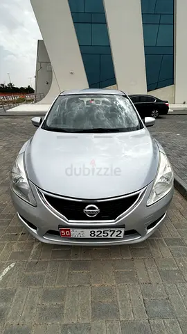 Nissan TIIDA 2014 Silver Al Ain City