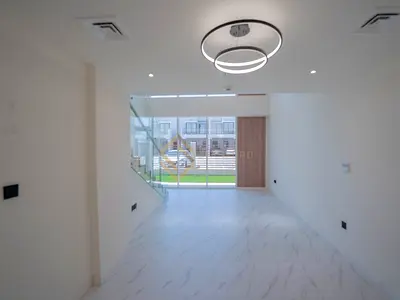 Luxury | Spacious Bright | Prime Location