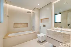 Smart home | Spacious Bedroom | Lake View