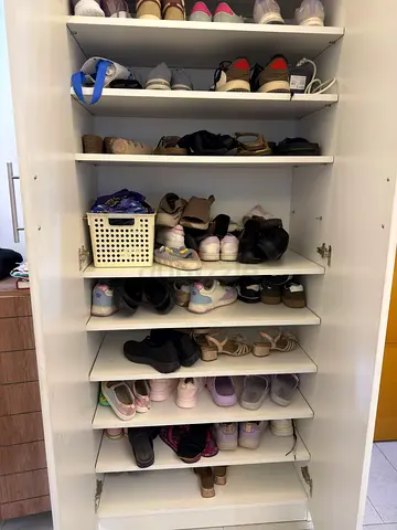 Shoe rack for new only few days  used