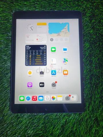 ipad 7th generation 32GB 
Delivery available