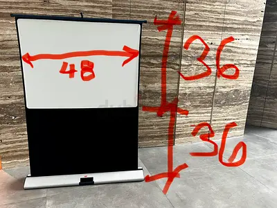 Projector screen for sale
