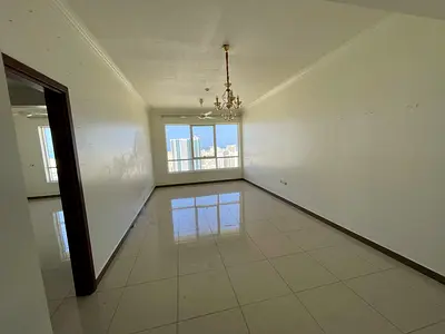 اطلاله مفتوحه وجيم مجاني  موقع مميز وحيوي قريب من كل الخدمات مثل المقاهي والمتاجر وقريب من مخرج دبي