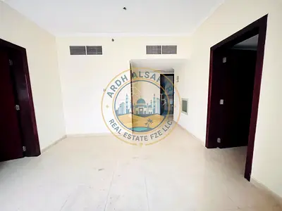 Hot offer 2 bhk with 3 bath cheapest price master room ready To move for family