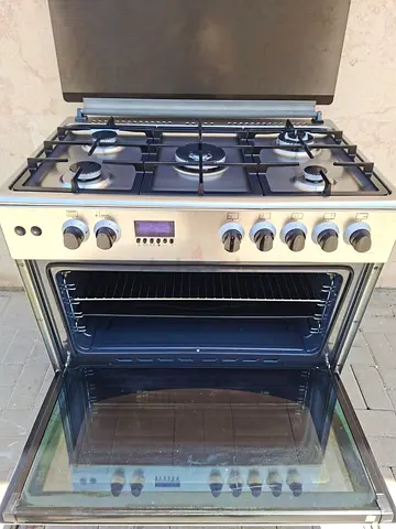 Kodama gas cooker 90×60cm for sale neat  clean