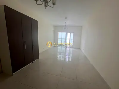 شقة استوديو | جولدن هومز JVC | شرفة | إطلالة على المسبح