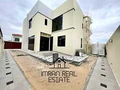 Brandnew Modern Design Huge Size 5BR Corner Villa Ready to Move