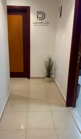 🏢 شقة غرفتين وصالة للبيع في كونكر تاور – فرصة استثمارية عدد الغرف: 2 صالة المساحة: 173 متر مربع / 1,850 قدم مربع السعر الإجمالي: 840,000 درهم إماراتي الدفعة الأولى: 250,000 درهم القسط الشهري: 7,800 در