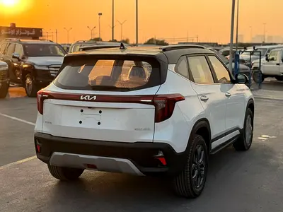 2025 KIA SELTOS 照片 4