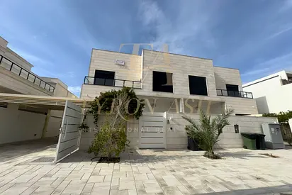 LUXURY 5BR VILLA / HUGE GARDEN / GYM + MAID