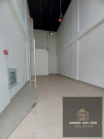 Upscale shop for annual rent | Private bathroom inside the shop | Glass storefront | Excellent ventilation and lighting | Close to all services