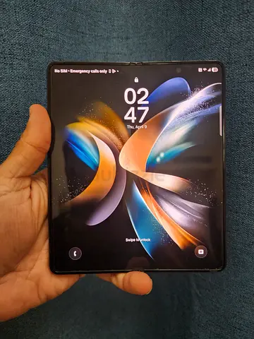 Samsung Z Fold 4 5G with 45 wat charger clean 12/256Gb Storage 1physical 1esim condition 10/9