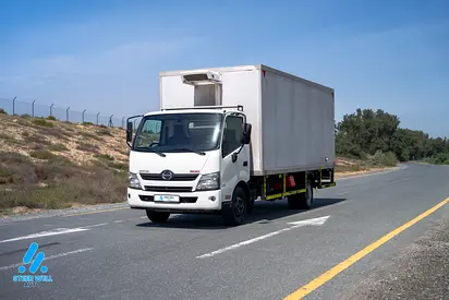 Hino 300 916 - 2019 - GCC Specs - Reliable and Ready to Work