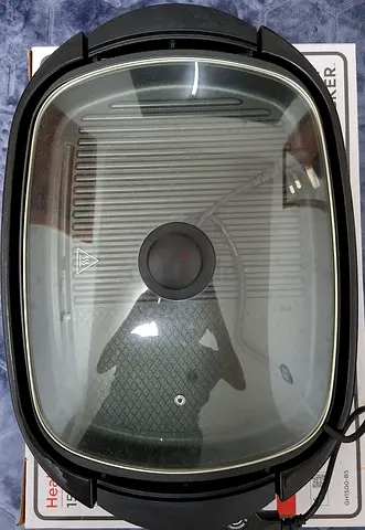 Black  Decker Electric Grill/Griddle with Glass Lid - Good Working Condition