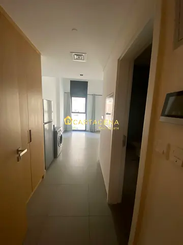ستديو مع اجهزة كهربائية
