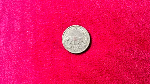 BRITISH INDIA COIN QUARTER RUPEE YEAR 1947