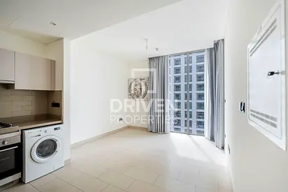 High Floor | Pool and Burj View | High ROI