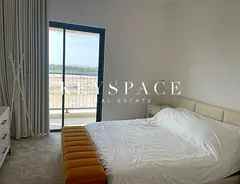 Vacant Coastal Apartment | Excellent Dubai Access | Sea-Facing | Resale
