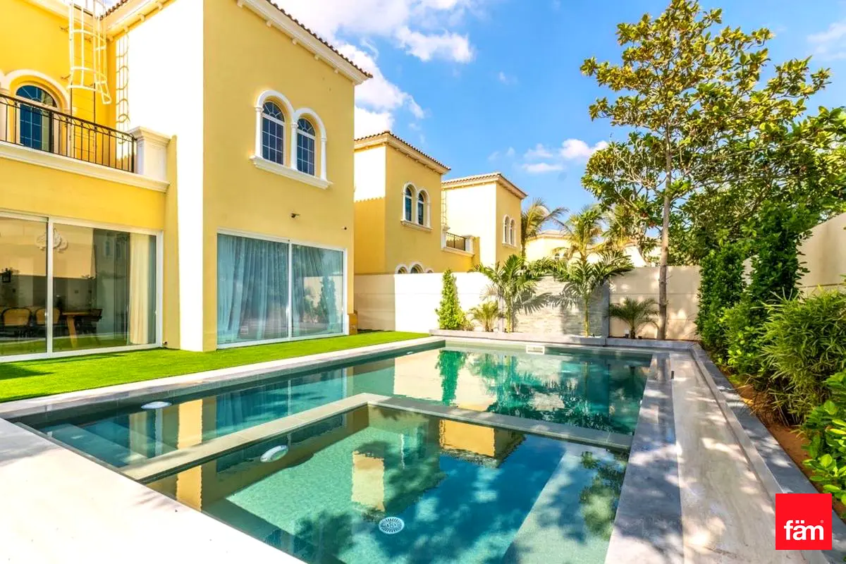 Fully Renovated I Vacant On Transfer I Internal