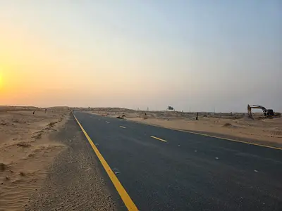 للبيع قطعة ارض تجاري ب منطقة روضه القرط ضاحيه الرويضات ب الشارقة