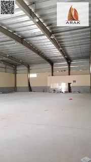 Large warehouse with office and 8 studios for rent in Umm Al Thoob Umm Al Quwain with 8000 sq ft spa