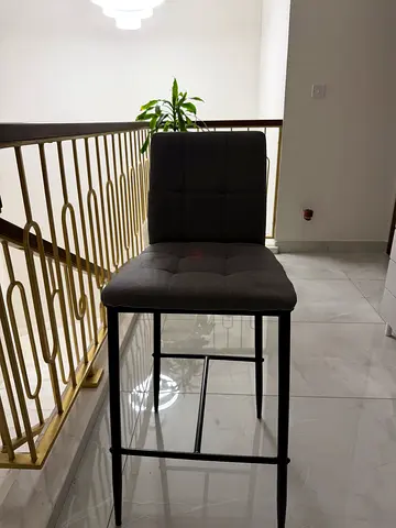 Strong heavy duty High chair with Metal frame and cusion on both side