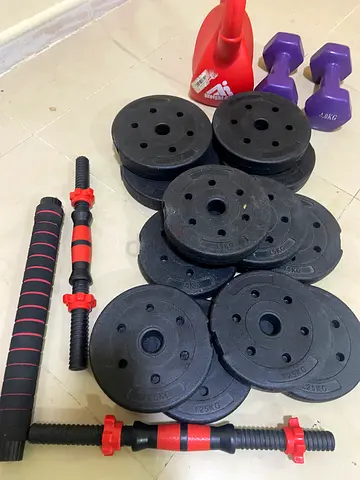 Home Gym Weight Plates and Dumbbells Set