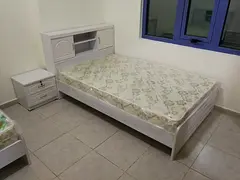 Big room sharing with 1 person only (immediately available) - Muslims only