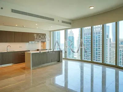 Burj Khalifa View I Mid Floor I Biggest Layout