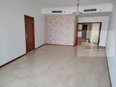 🏡 Spacious Apartment with Park Views and Closed Kitchen