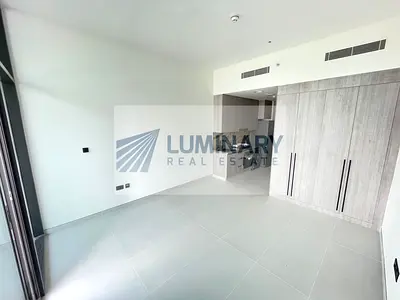 Luxurious Brand new- Ready to move- kitchen appliances- all amenities