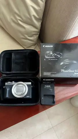 Canon G7X