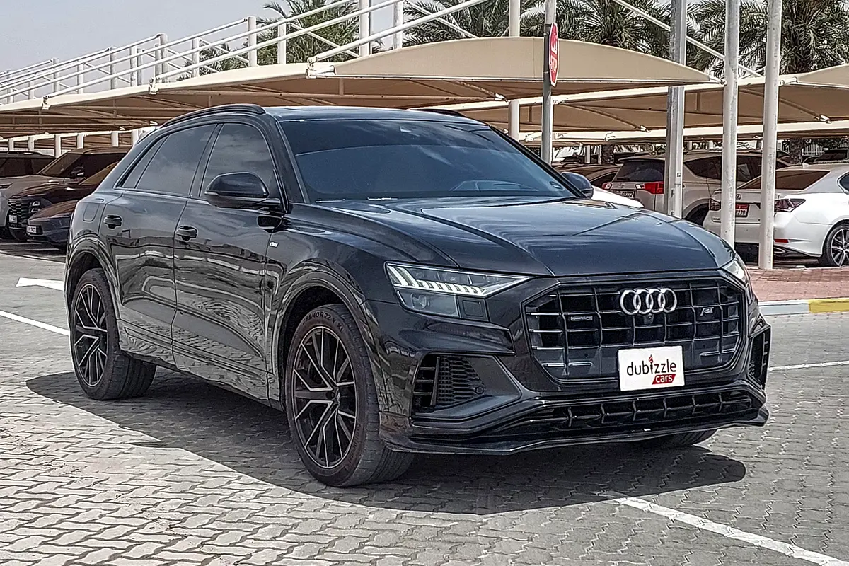 Audi Q8 2021 — photo 1 of 15