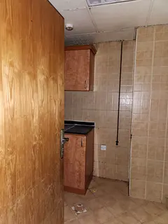 Hot Deal! Spacious 1 BHK IN 27K WITH MUNCIPILITY, Central AC Central Gas with BALCONY