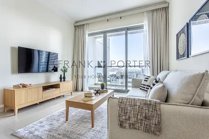 Spacious 1BR Next to Water Canal in Business Bay | Ideal for Mid- Term, Monthly & Weekley Stays | All Bills Inclusive