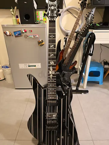 Synyster Gates signature guitar