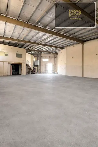 مستودع للإيجار | أم الثعوب - أم القيوين | 8000 قدم | كهرباء 100KW | 310,000 درهم
