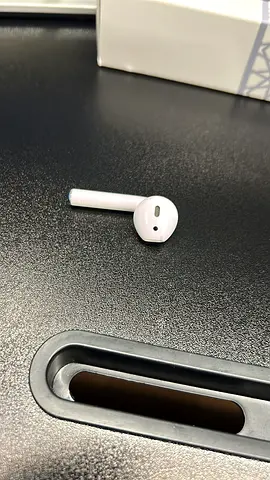 I buy Single Apple AirPod (wireless earbud) - used gen 2 , right ear bud