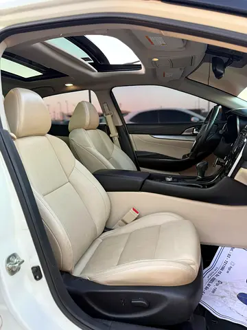 2017 Nissan MAXIMA 照片 11