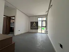 First tenant - second row from the Corniche - buil