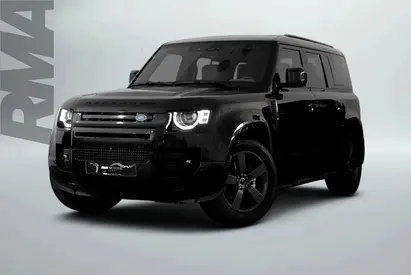 2025 Land Rover Defender 110 SE (P300) - GCC Specs - Brand New!