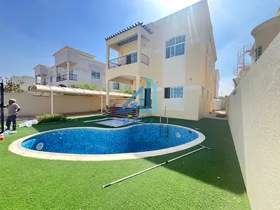 Spacious 4-Bedroom Villa With Swiming pool