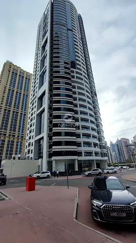 Spacious &amp; Exclusive 2 Bedrooms with 3 bathrooms