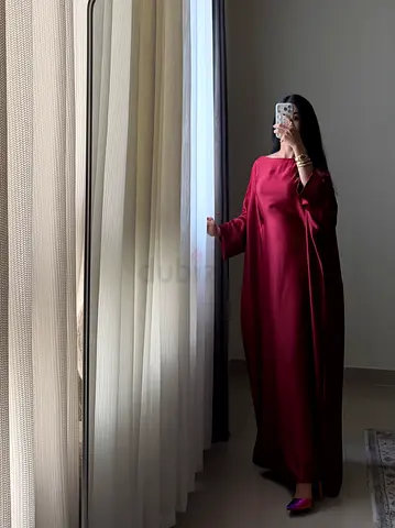 Maroon Floor-Length Kaftan (Abaya) - Gently Used