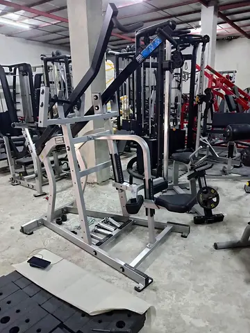 Hammer Strength, ISO-Lateral Wide Pull Down