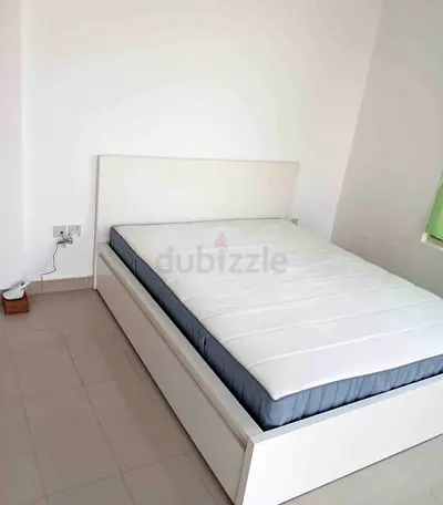 Ikea malam bed with ikea mattress Queen size 160x200cm bed and