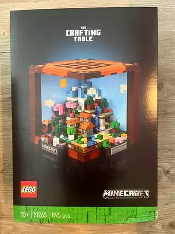 FLASH SALE BRAND NEW LEGO 21265 MINECRAFT THE CRAFTING TABLE