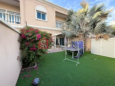 SPACIOUS VILLA | SINGLE ROW | VACANT