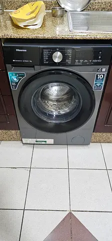 Hisense Front-Load Washing Machine (Working) fully automatic with wifi connectitvity